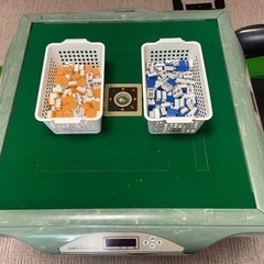 全自動雀卓(故障) テーブル2台 チェア3台付き