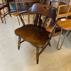 宇都宮でオシャレな家具を探すなら『オトワリバース！』②キツツキ アームチェア 椅子 ブラウン キツツキマーク 中古品