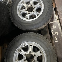 キーラー　215/70/15   ハイエース200