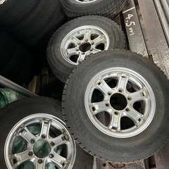 キーラー　215/70/15   ハイエース200