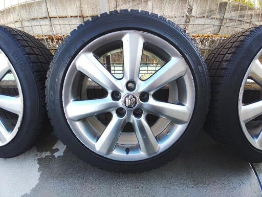 18系クラウンアスリート純正ホイール付きスタッドレスタイヤ