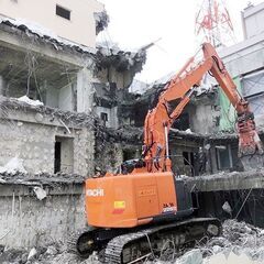 【週払いも相談OK◎】住宅・アパートの解体作業スタッフ／札幌市内・札幌近郊の勤務！  - 建築