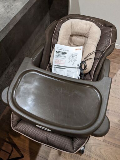 電動バウンサー Combi CWL NEMULILA AT +LS オートスイングラック 電動