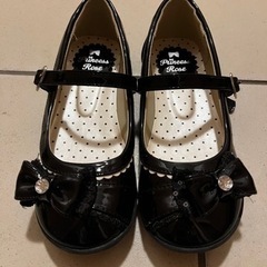 ほぼ新品！靴　21.0センチ　黒色　女の子フォーマル入学式