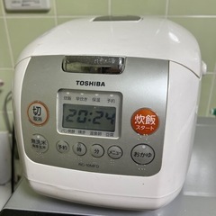 ◆引取り者決定◆TOSHIBA 炊飯器 0円