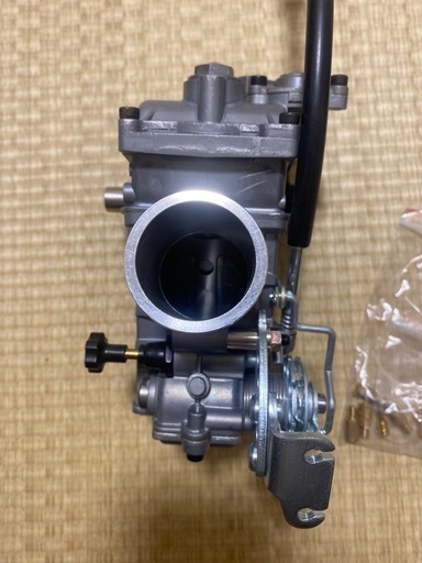 新品未使用!FCR33 キャブレター ジェット付き 【公式通販】 新品未使用!FCR33 キャブレター ジェット付き 【公式通販】
