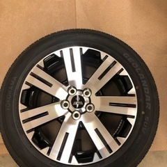 新型デリカD5 純正ホイール、タイヤ　ナット付き