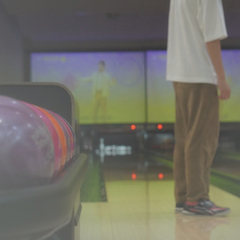 ボウリングしましょう〜🎳