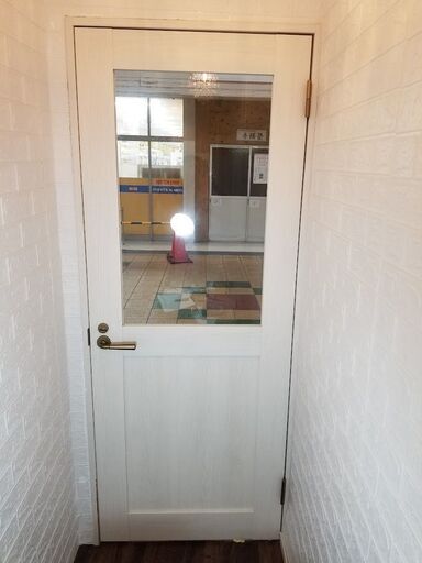 室内ドア 建具 リクシル ラシッサS ガラスタイプ LGH ノンケーシング枠  錠付き LIXIL 施工取り外し品