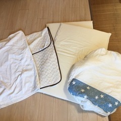 乳幼児布団セット　毛布、カバー、布団