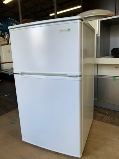 配送可能　HERBRelax　YRZ-C09B1　ヤマダ電機オリジナル　直冷式冷蔵庫　(90L)