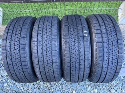 205/60R16 ブリヂストン ブリザック VRX2 スタッドレス ヴォクシー 
