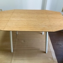 伸長式テーブル　IKEA