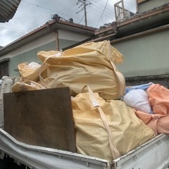 自社廃棄物の積み込み・運搬作業の画像