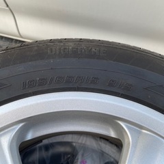 195/65R15 ノア　ヴォクシーで使ってました。