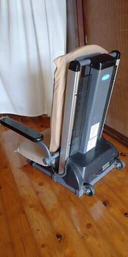 中古　電動昇降座椅子　山鹿市
