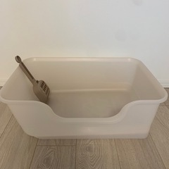 【ネット決済】【未使用】ニオイをとる砂専用 猫トイレ（砂2袋付き）