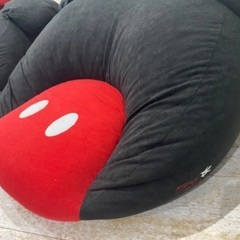 ディズニー　ビッククッション　２点セット