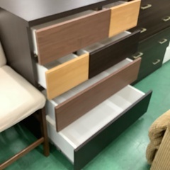 家具ならトレファク吉川店！！ ニトリ 4段チェスト マルチカラー 280