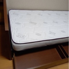 ベッド　マット付き　相談中