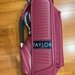 テーラーメイド　キャディバッグ