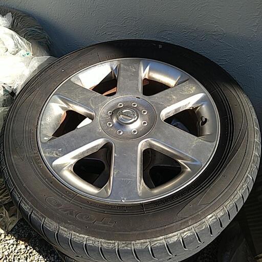 エルグランド純正タイヤ