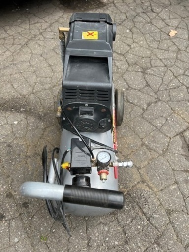 Power sonic OL-2030 100v エアーコンプレッサー