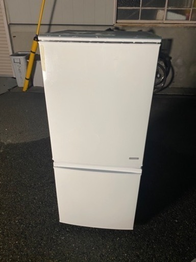 SHARP SJ-D14C-W 2ドア冷凍冷 2017年 - 家具