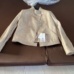 新品　INDIVI インディヴィ　レザージャケット　ライダース　ベージュ 