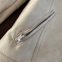 新品　INDIVI インディヴィ　レザージャケット　ライダース　ベージュ 