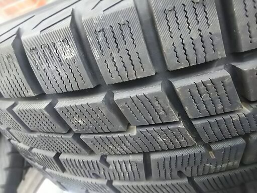 バリ溝 スタッドレス タイヤ ヨコハマ iＧ30 ２４５/４０Ｒ１９ 2015年 ...