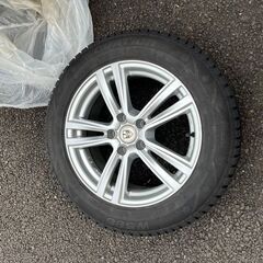 スタッドレスタイヤ　215/60R17ホイール付き4本セット　エクストレイル