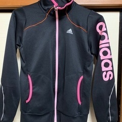 adidasジャンパー