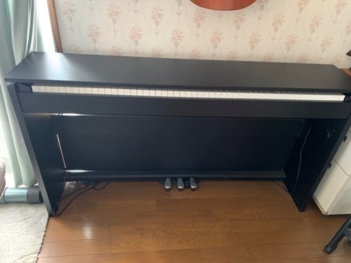 電子ピアノ