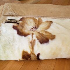 京都西川　毛布　シングルサイズ　アクリル100％