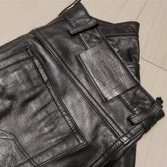 ハーレーダビットソン革パンツ