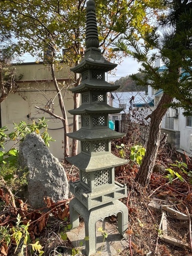 五重の塔　日本庭園　庭石