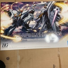 HG クスィーガンダム VSペーネロペー　ファンネル•ミサイルエ...