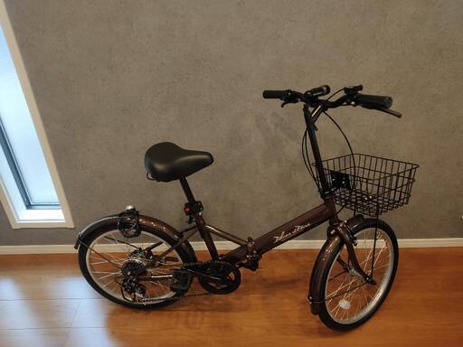 ★一回使用のみのほぼ新品★20インチ折りたたみ自転車・組立済み・ブラウン・ライト＆鍵付き