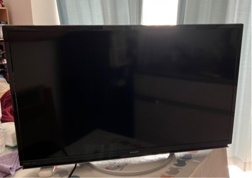 シャープ　液晶テレビ　32v 2018年製　中古