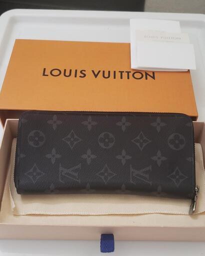LOUIS VUITTON ジッピーウォレット・ヴェルティカル