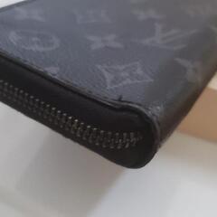 LOUIS VUITTON ジッピーウォレット・ヴェルティカル