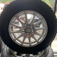 最終値下げ❗中古スタッドレスタイヤ・ホイール4本セット 激安❗ 新品軽自動車用スタッドレス ホイール中古付き
