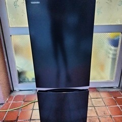 東芝　冷蔵庫　GR-R15BS 2020年製　ブラック　1548