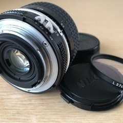 Nikonニコン Nikkor 28mm F2.8レンズ