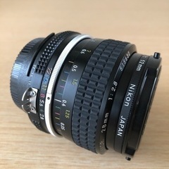 Nikonニコン Nikkor 28mm F2.8レンズ