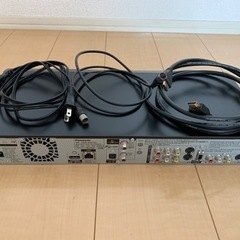 ブルーレイレコーダー　パナソニック　HDMIケーブル付けます