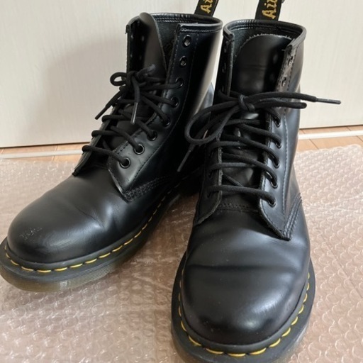 お値下げ　美品　ドクターマーチンDr.Martens サイズ26 UK7 ブラック　11822 ショートブーツ  靴　ファッション　ブーツ