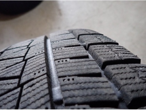 良品 ダイハツ純正 キャスト 165/55R15 バリ山スタッドレス タント