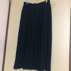 ユニクロ　ダークグリーン　ロングスカート　Sサイズ